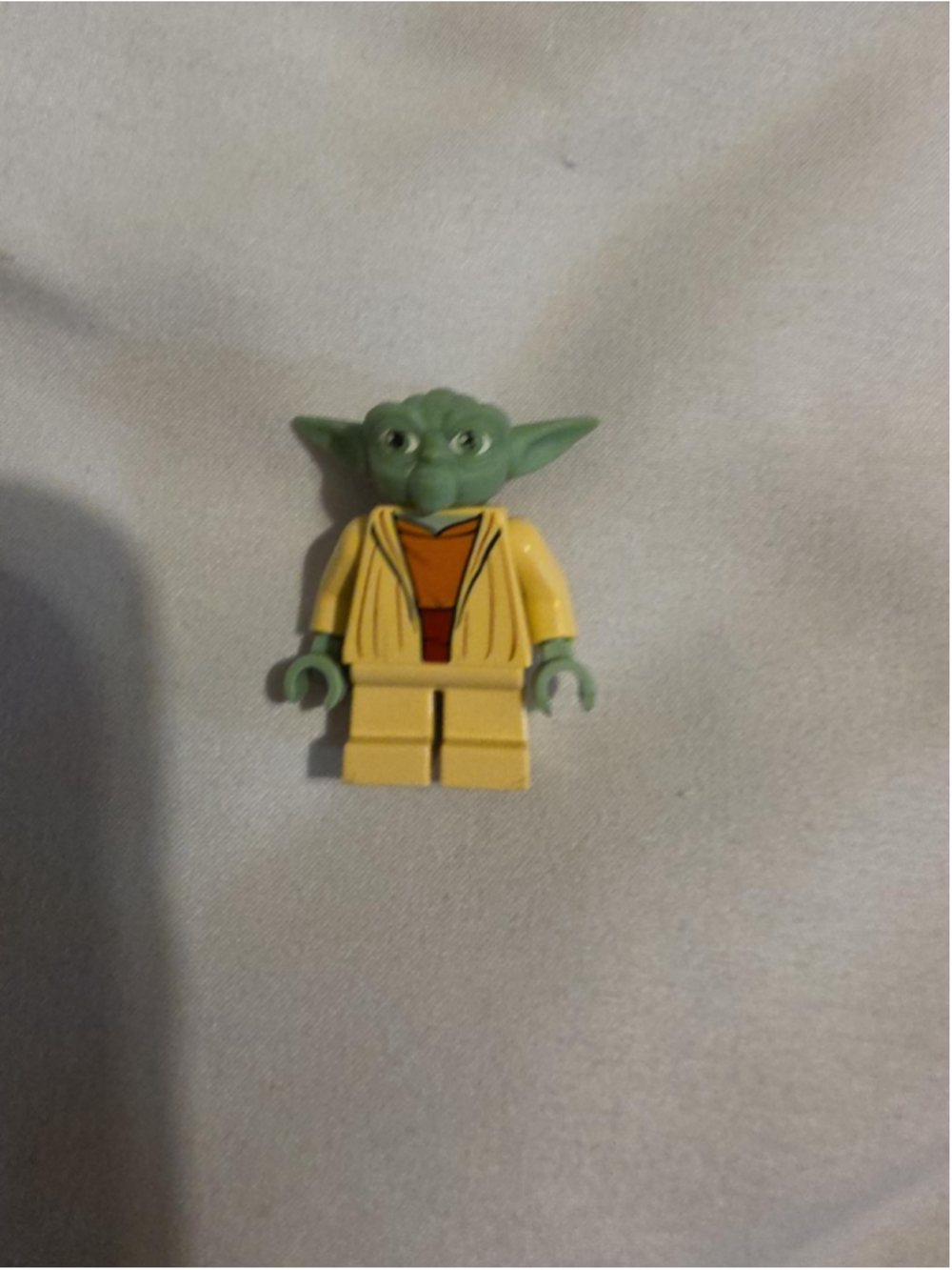 LEGO Star Wars Yoda Minifigure Green Head Tan Robes Jedi Figure